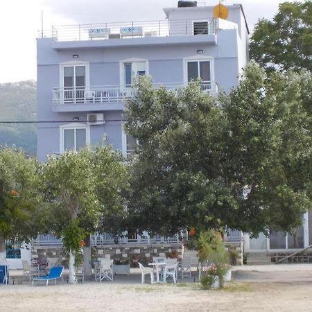 Hotel Prinos Exterior photo